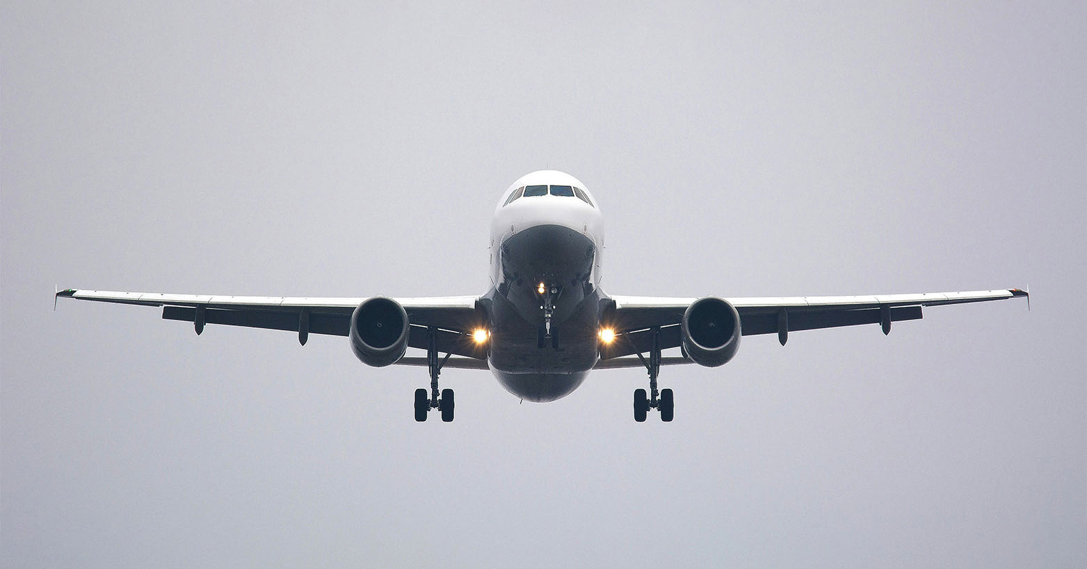 Plane coming in for a landing